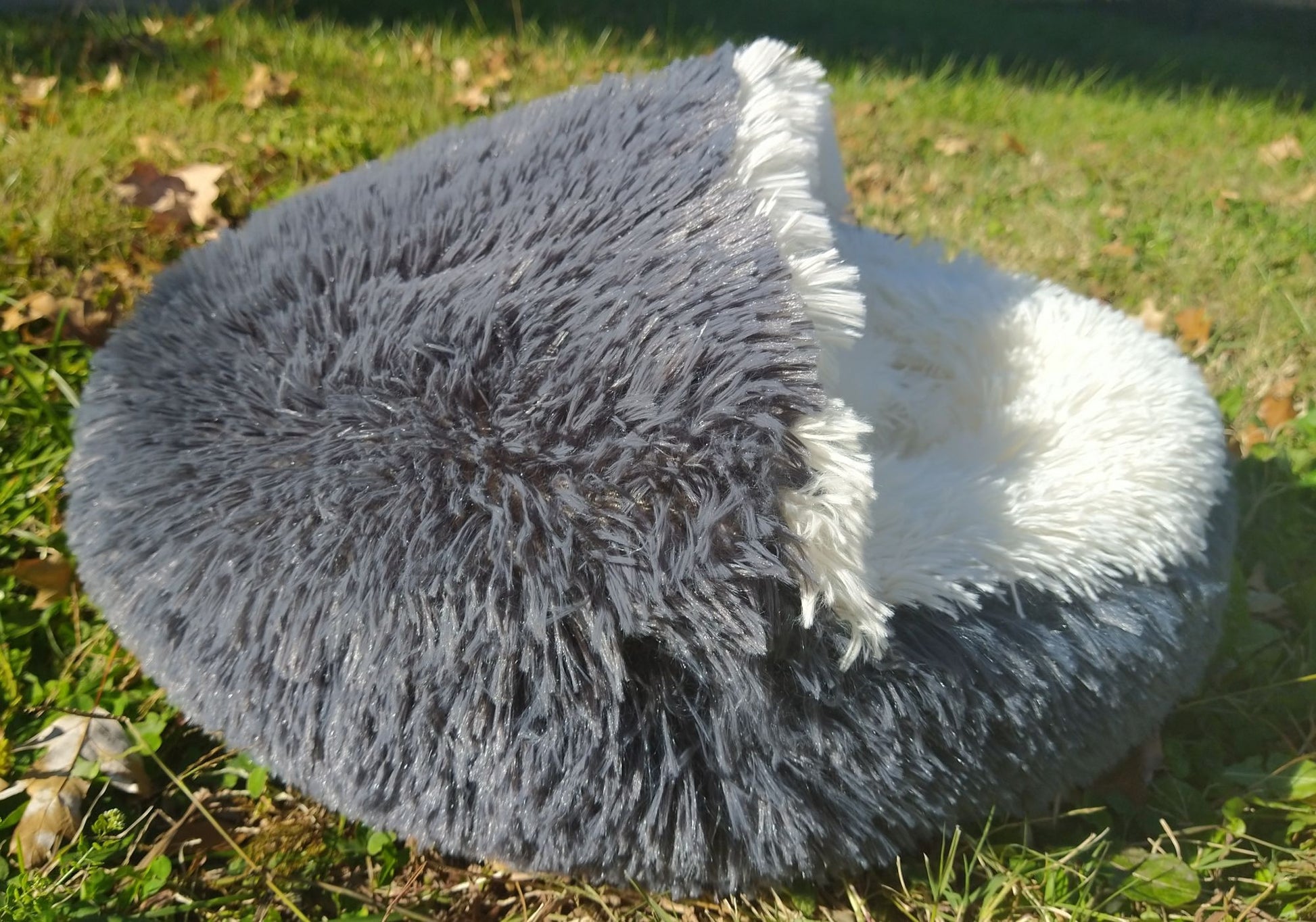 Donut Bed with Hood for Small Dogs and Cats